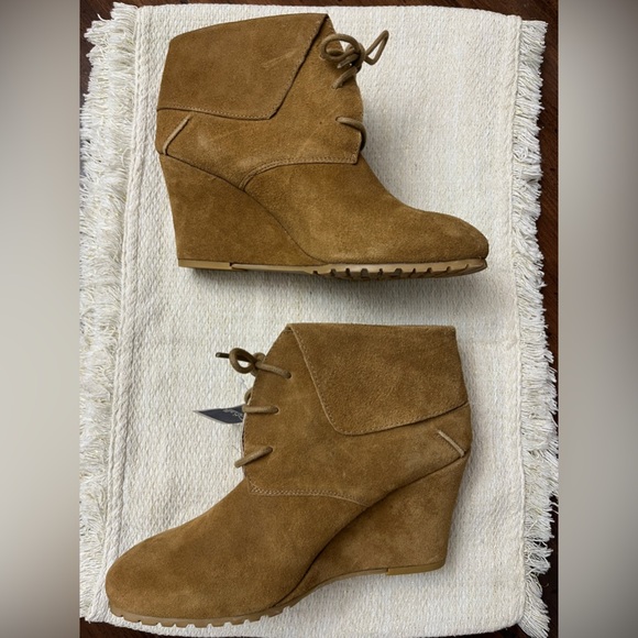 Nine West Suede Booties Size 9.5 Brown Wedge Heels Boho Preppy Fall Festival NWT - Picture 6 of 11